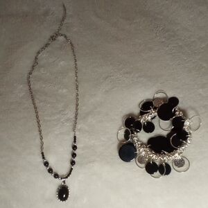 BLACK AND SILVER STRETCH BRACELET + 20 INCH AJUSTABLE NECKLACE WITH CHARM!!